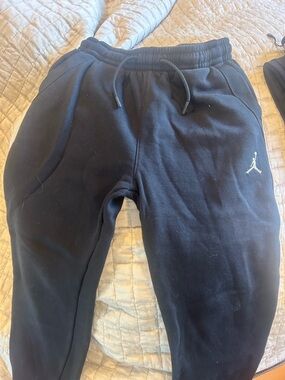 Jordan Youth Black Jogger Sweatpants with Jumpman Accent